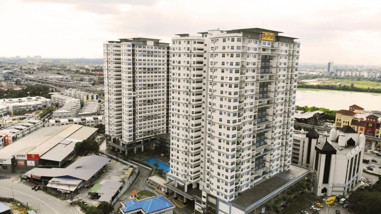 No.5 The Mint @ Puchong Center Near Ioi Mall Экстерьер фото
